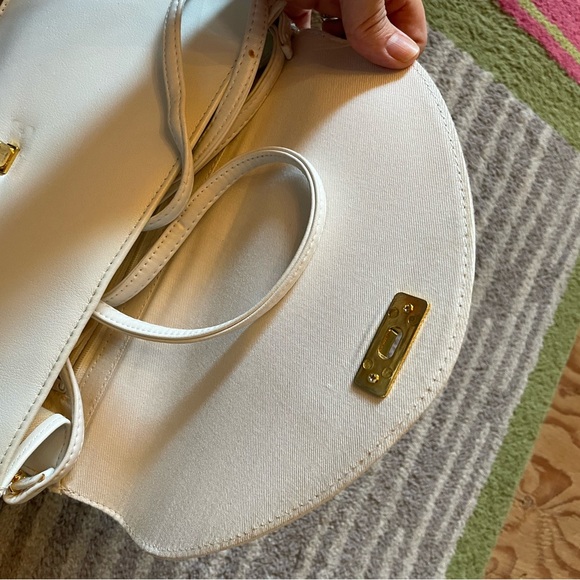 Amanda smith ivory leather clutch purse NWOT - Picture 3 of 5